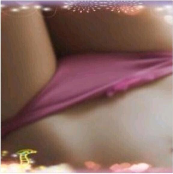 実はノーパンでした…?（笑）