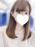 ５月２日(金) PM１４時 新人【まゆ】さん入店♪
