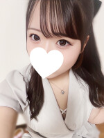 ５月３日(土) AM９時 新人【もあ】さん入店♪