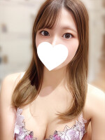 ６月２６日(木) AM１１時 新人【みらい】さん入店♪