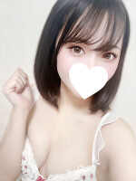 ２月１９日(木) AM９時 新人【ゆめ】さん入店♪