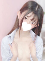 ２月２０日(金) PM１６時 新人【ちさ】さん入店♪