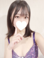 １月２４日(火) PM１６時 新人【かれん】さん入店♪