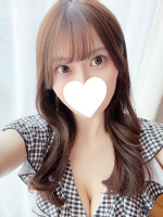 ４月９日(木) AM１０時 新人【ひなこ】さん入店♪