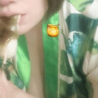 みつ