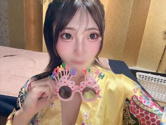 今日こそは前髪切ります