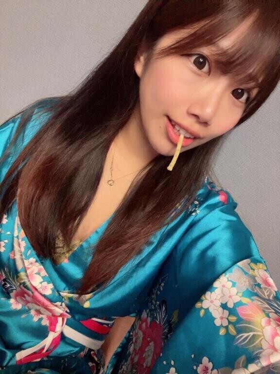 棒が食べたい変態娘?