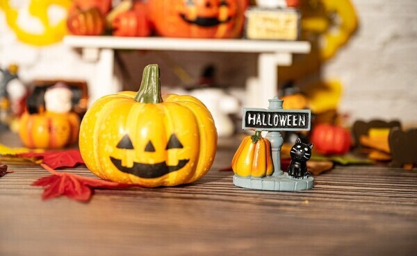 ℋ𝒶𝓅𝓅𝓎𝕙𝕒𝕝𝕝𝕠𝕨𝕖𝕖𝕟‪🎃