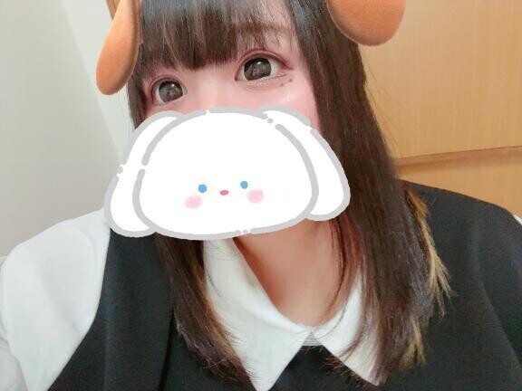 出勤してます🙆🏻‍♀️💗