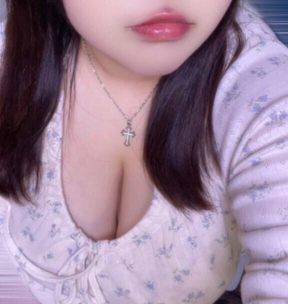 唇から舌へ...💋❤️‍🔥