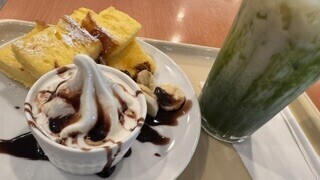 朝の10分ご褒美☕️🍞