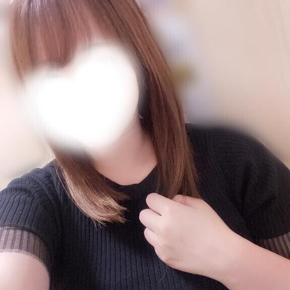 何色が好き？૮ • ·̫ • ა