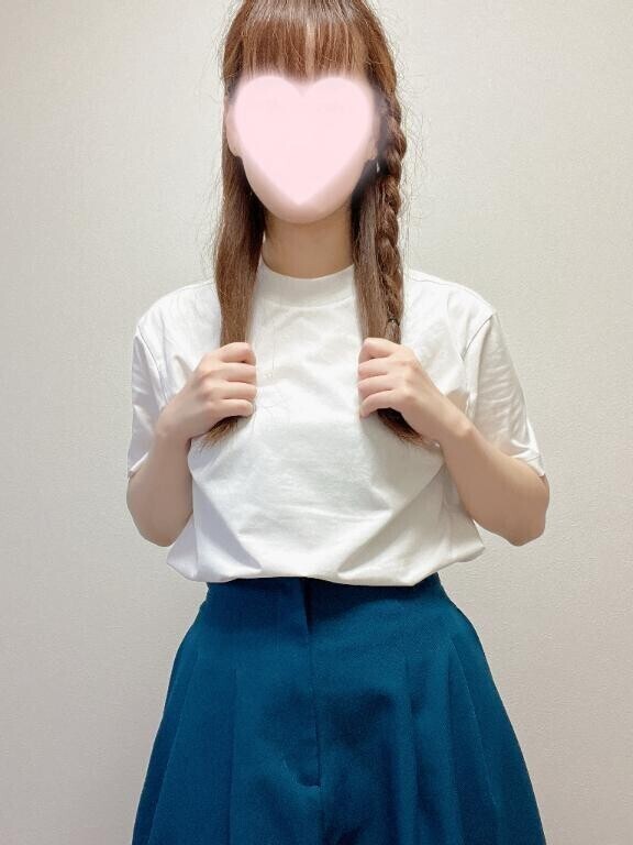 今電車の中です☀️