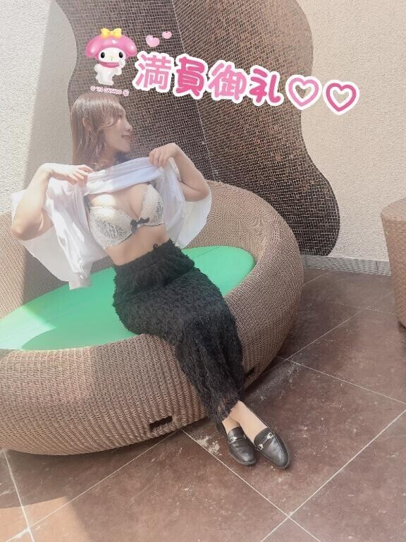 今日は、🈵💮