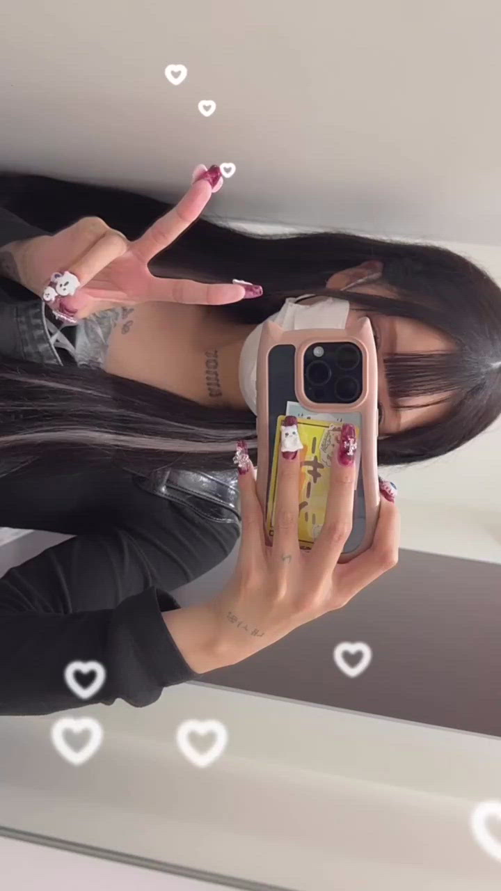動くよる💜