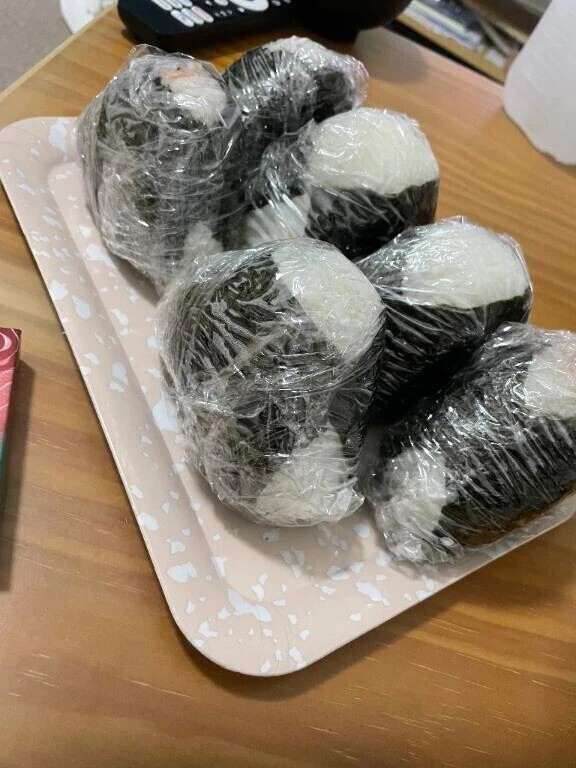 おにぎり( Ꙭ)っ🍙