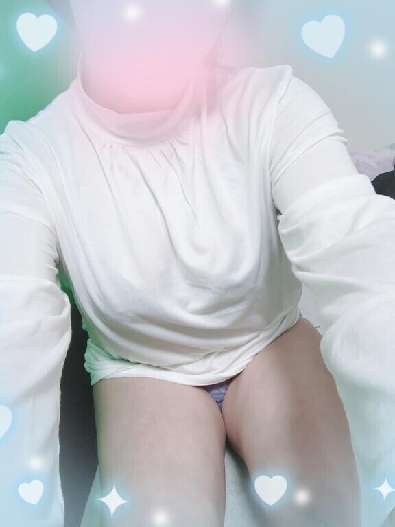 ツンツン…♡