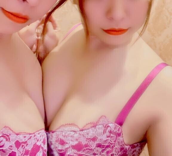 耳元で甘く囁かれたいな💕