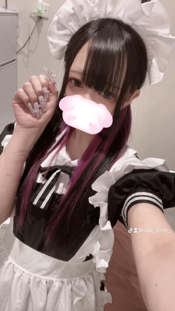 めいどしゃん??