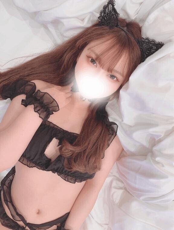 しーっ！起こしちゃだめだよ????でも感じちゃうね