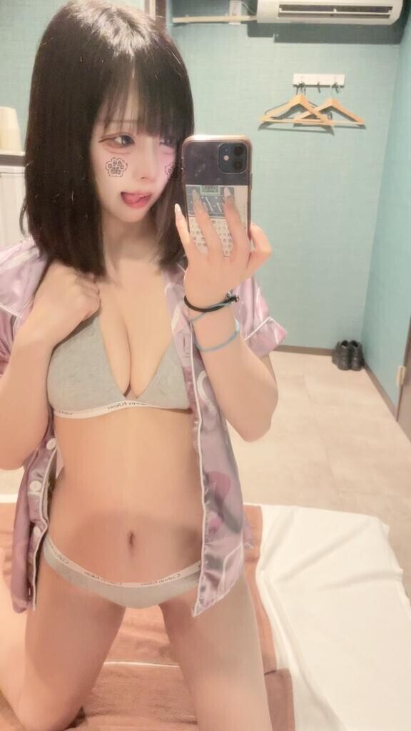 ねむねむ、、