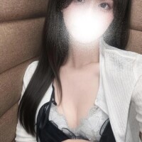 逢坂ゆづき