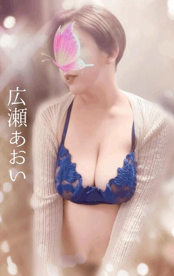 絹のような肌触り、おっぱいで感じて