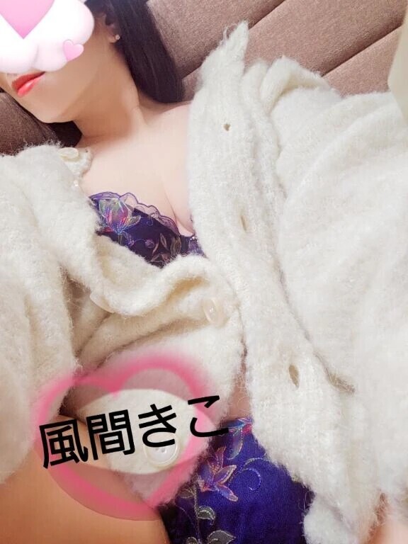 ちょっとエッチな角度…