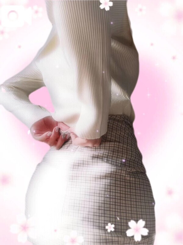 脱がせて、ってお願いしてもいい？