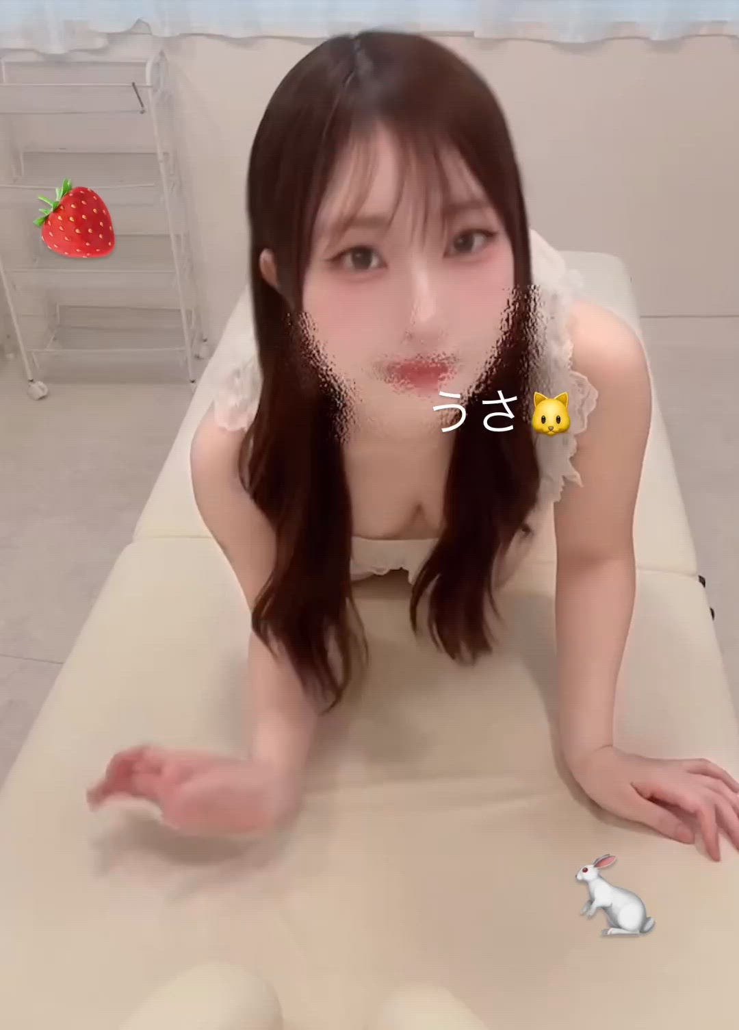 太ももで挟まれたり、手でされたりしながら果てました‼️‼️