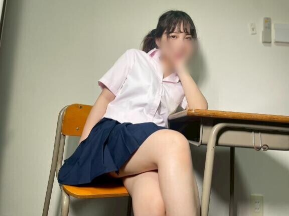 お部屋で待機中