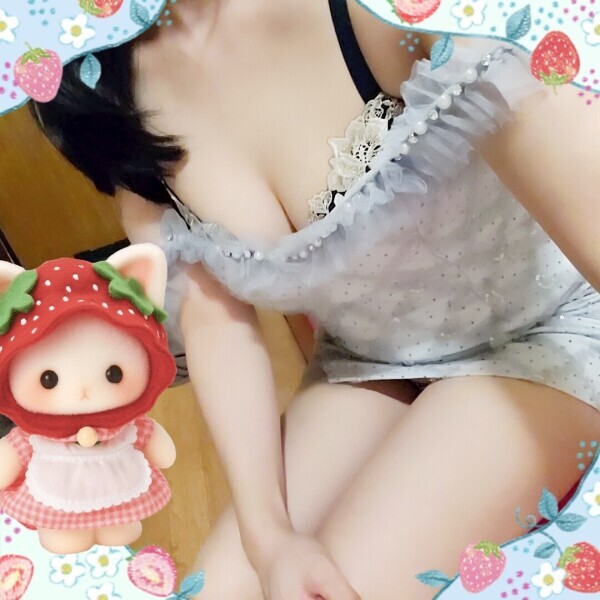 皆様こんばんは(´∀｀∩