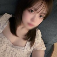 香坂えれな