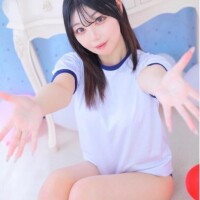 愛沢むむ