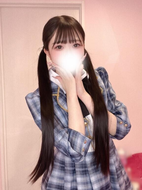青色担当るなちゃんです??