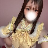 椎名ひな