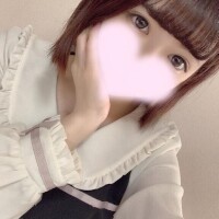 秋元ゆの