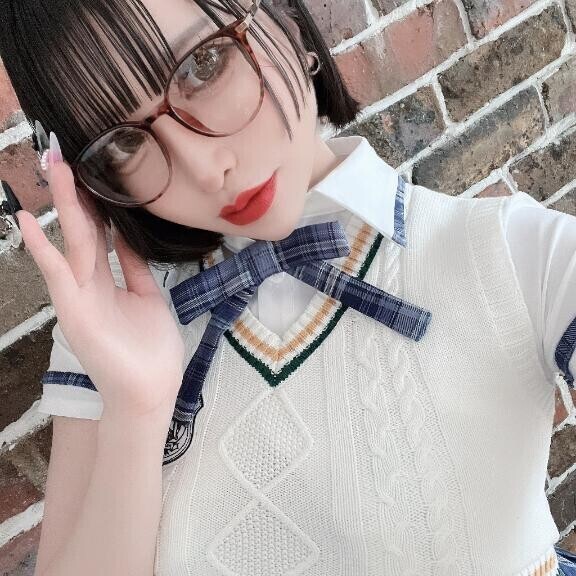 ?淫乱メガネ痴女?