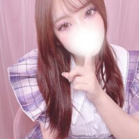 雫みなみ