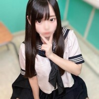桃色みい