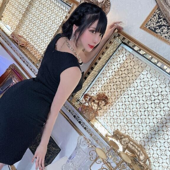 ?振り向き美人?