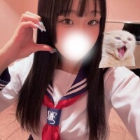 村村ゆうは