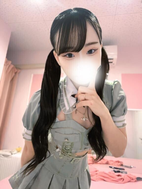 若くてピチピチなお肌??