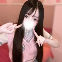 桃色みい