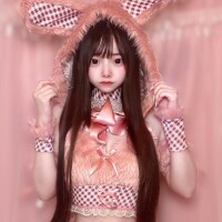 桃色みい