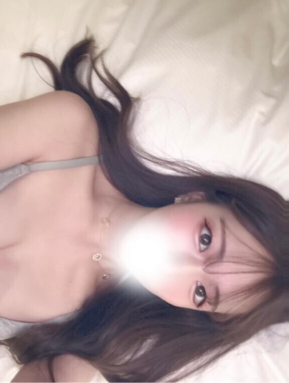 とろけるキスで?