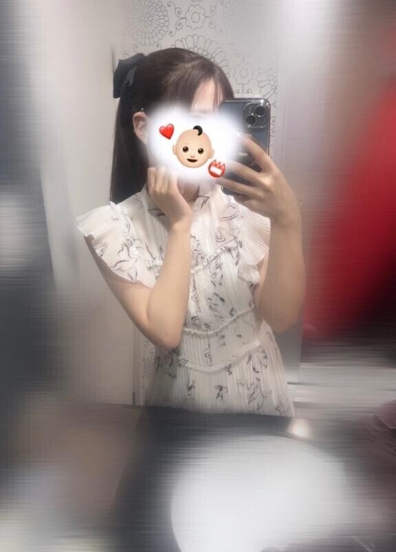 清楚な???の子の本当の姿...???