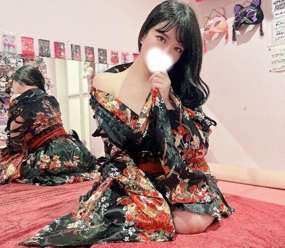 ??デコルテライン??