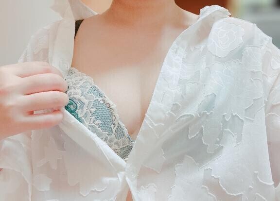 【明日15:30〜20:00】出勤