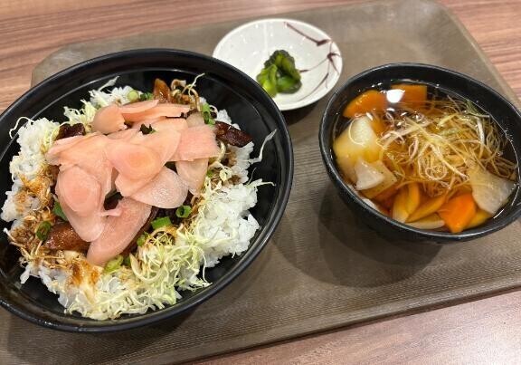 どっかのSAでのご飯(∩´∀`∩)?